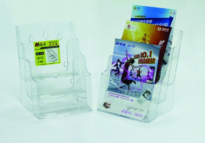 Display plastic pentru brosuri, de birou/perete, 3 x A5, KEJEA - transparent